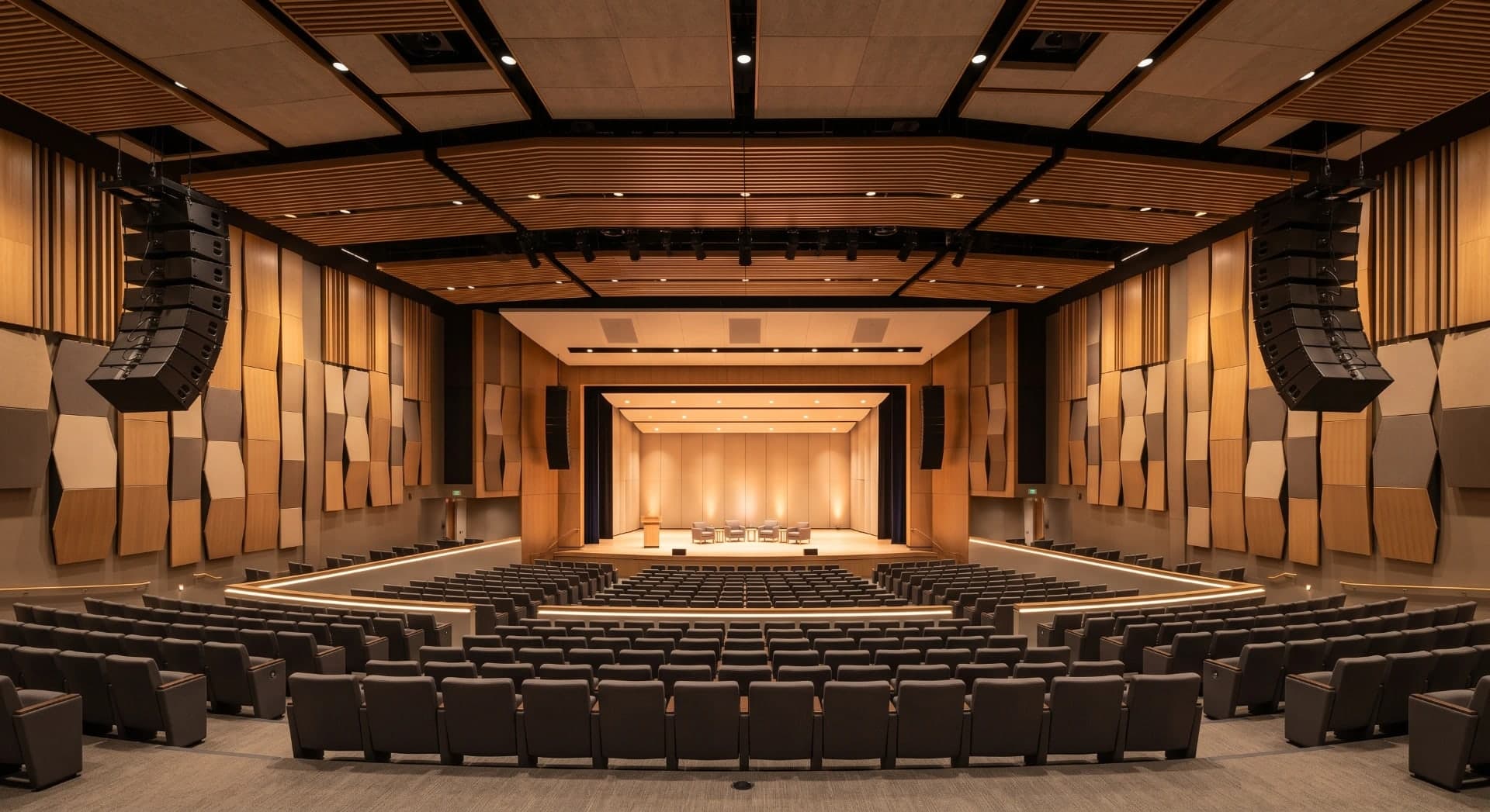 Thiết Kế Hệ Thống Âm Thanh Chuyên Nghiệp Cho Hội Trường: Hướng Dẫn Toàn Diện